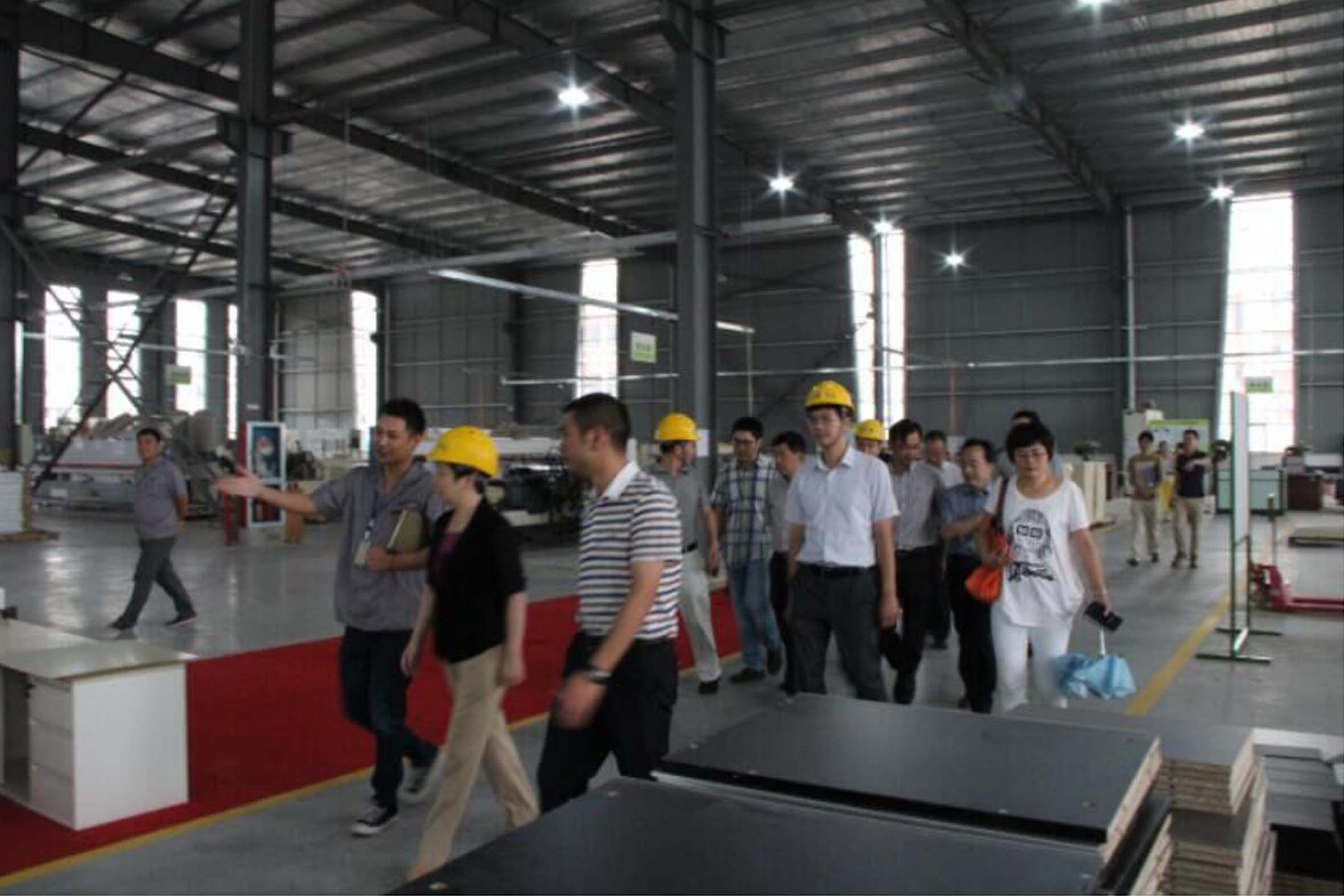 南京辦公家具廠家南京附近辦公家具廠家哪家好，南京優(yōu)質(zhì)辦公家具廠家